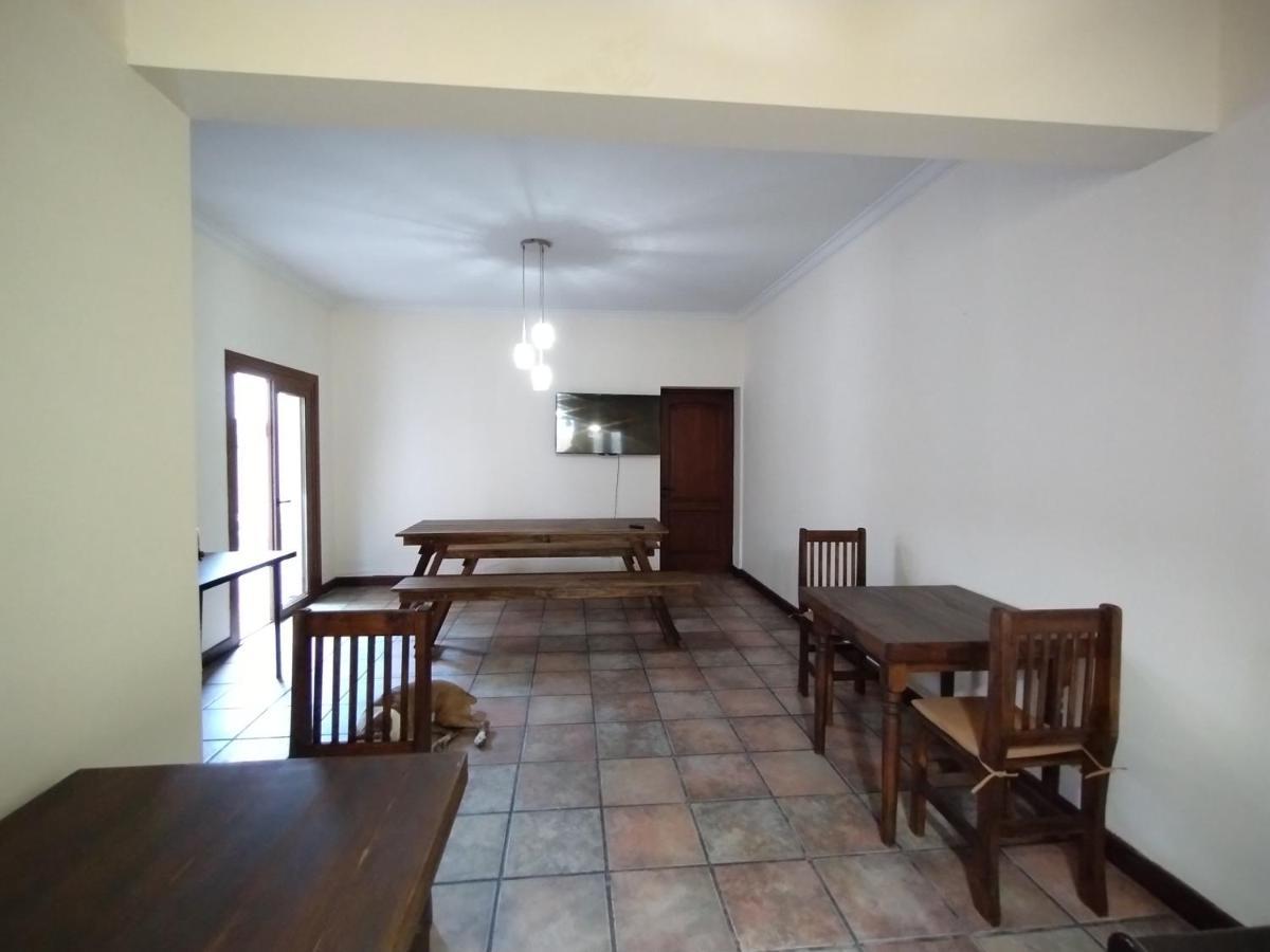 Hostel Terminal ميندوزا المظهر الخارجي الصورة