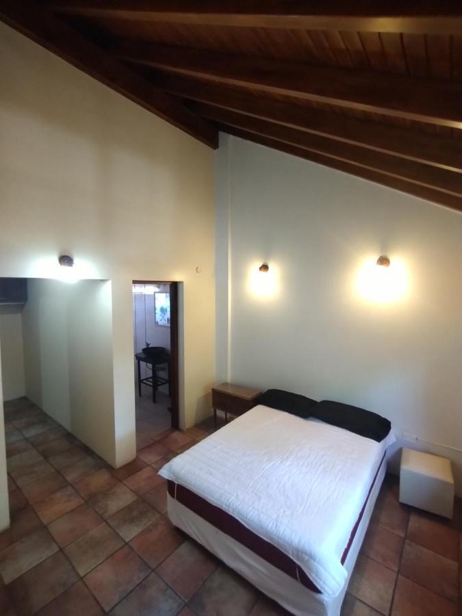 Hostel Terminal ميندوزا المظهر الخارجي الصورة